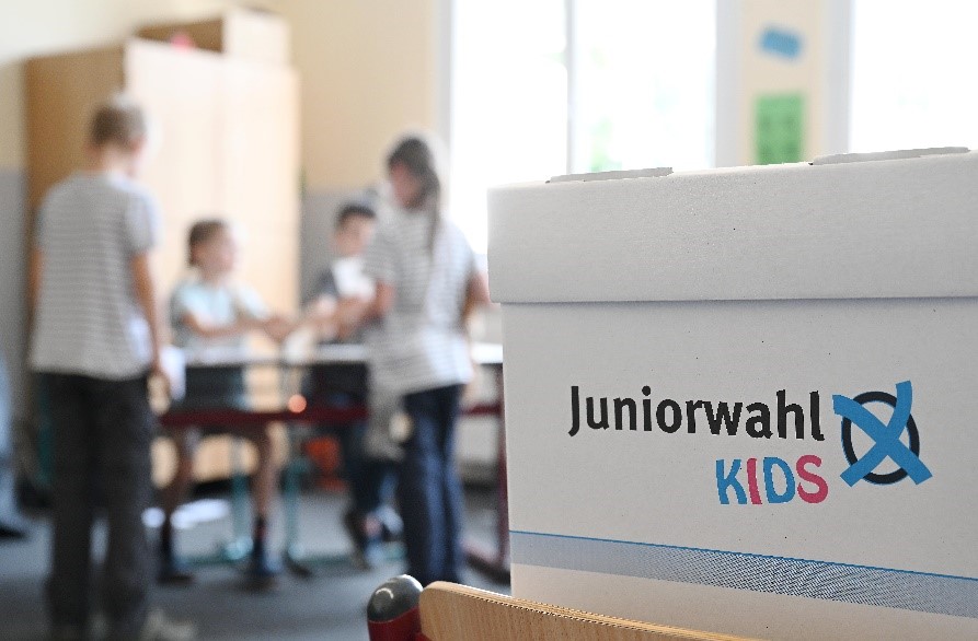 Abschluss der Juniorwahl KIDS zur Bundestagswahl 2025